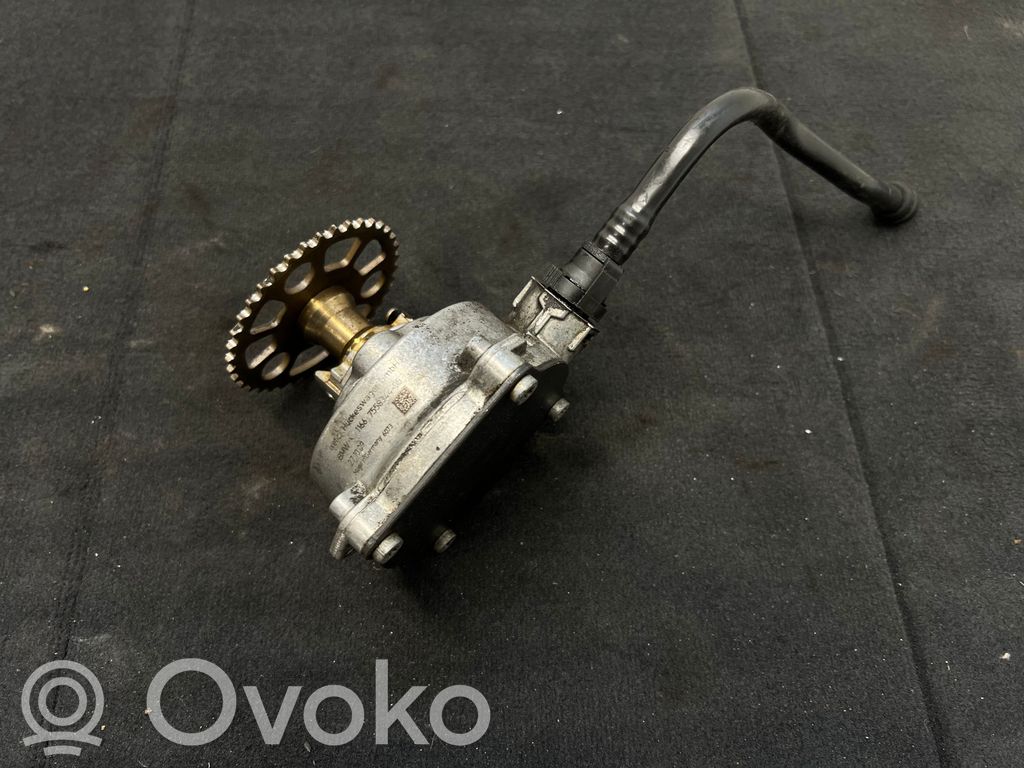 BMW 3 E92 E93 Vacuum pump 