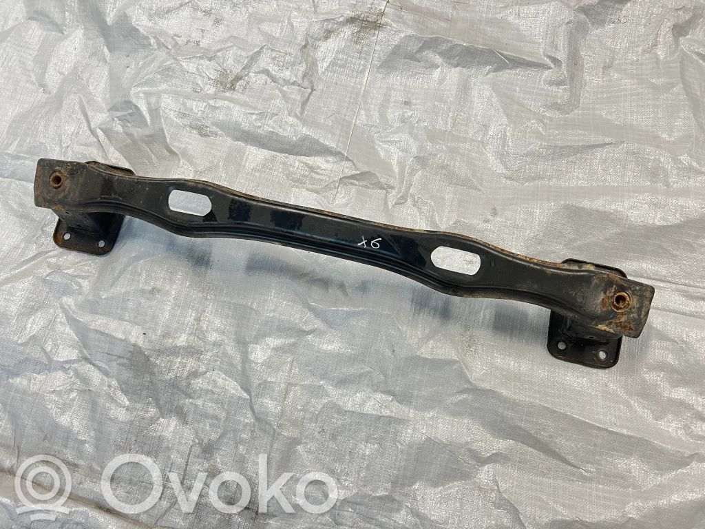 BMW X5 E70 Aizmugurējā bufera atbalsta stienis 