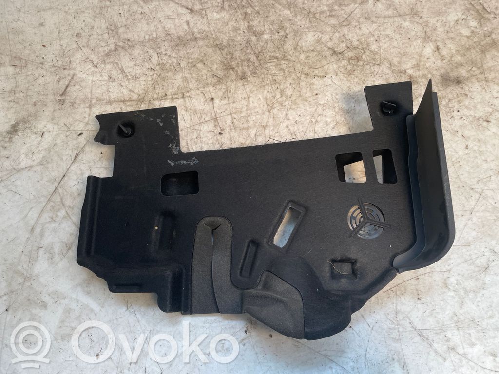 BMW 5 G30 G31 G38 Element deski rozdzielczej / dół 