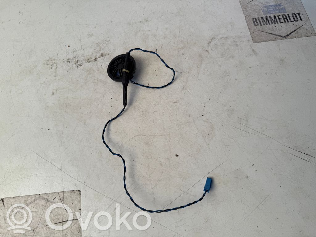 BMW X3 F25 Głośnik drzwi przednich 