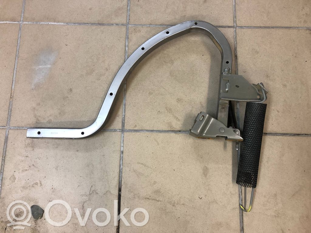 Dodge Charger Tailgate/trunk/boot hinge 