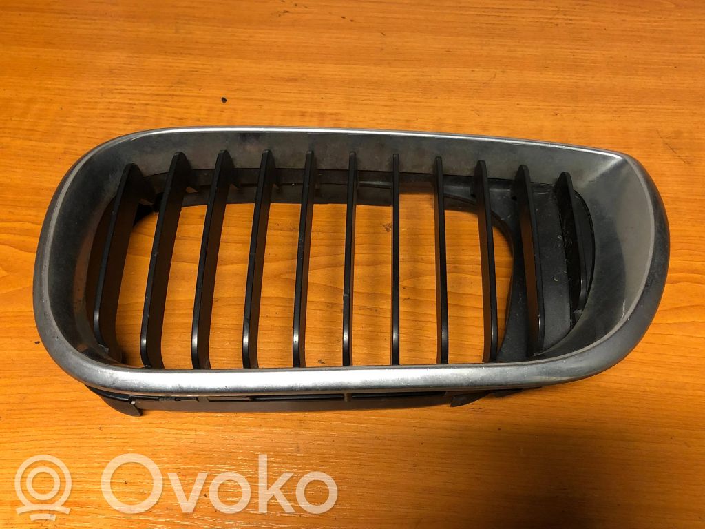BMW 3 E46 Front grill 