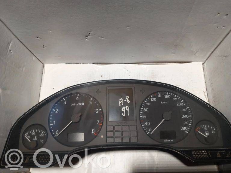 Audi A8 S8 D2 4D Nopeusmittari (mittaristo) 