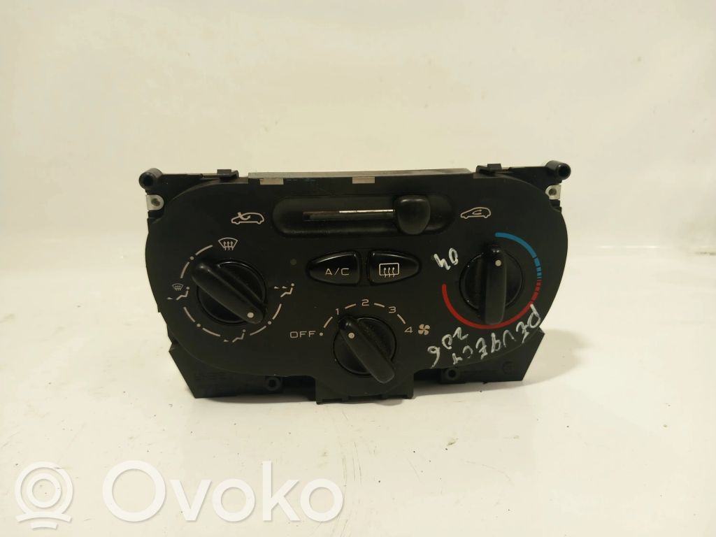 Peugeot 206 Climate control unit 