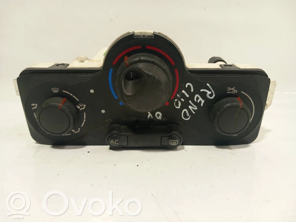 Renault Clio III Climate control unit 