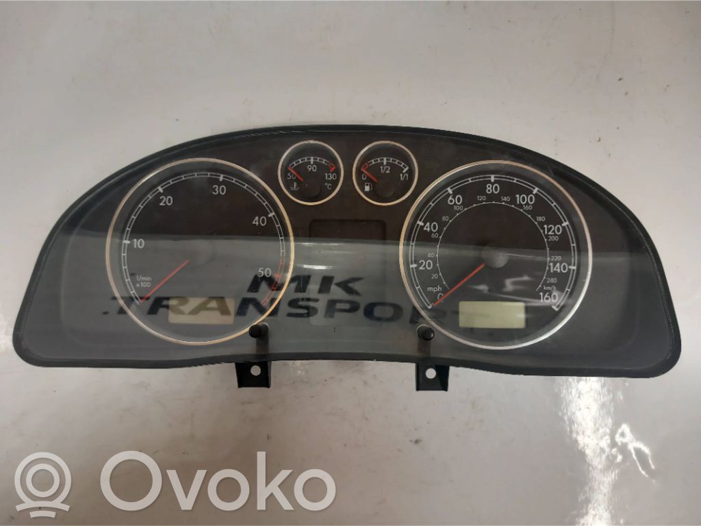 Volkswagen PASSAT B5.5 Nopeusmittari (mittaristo) 