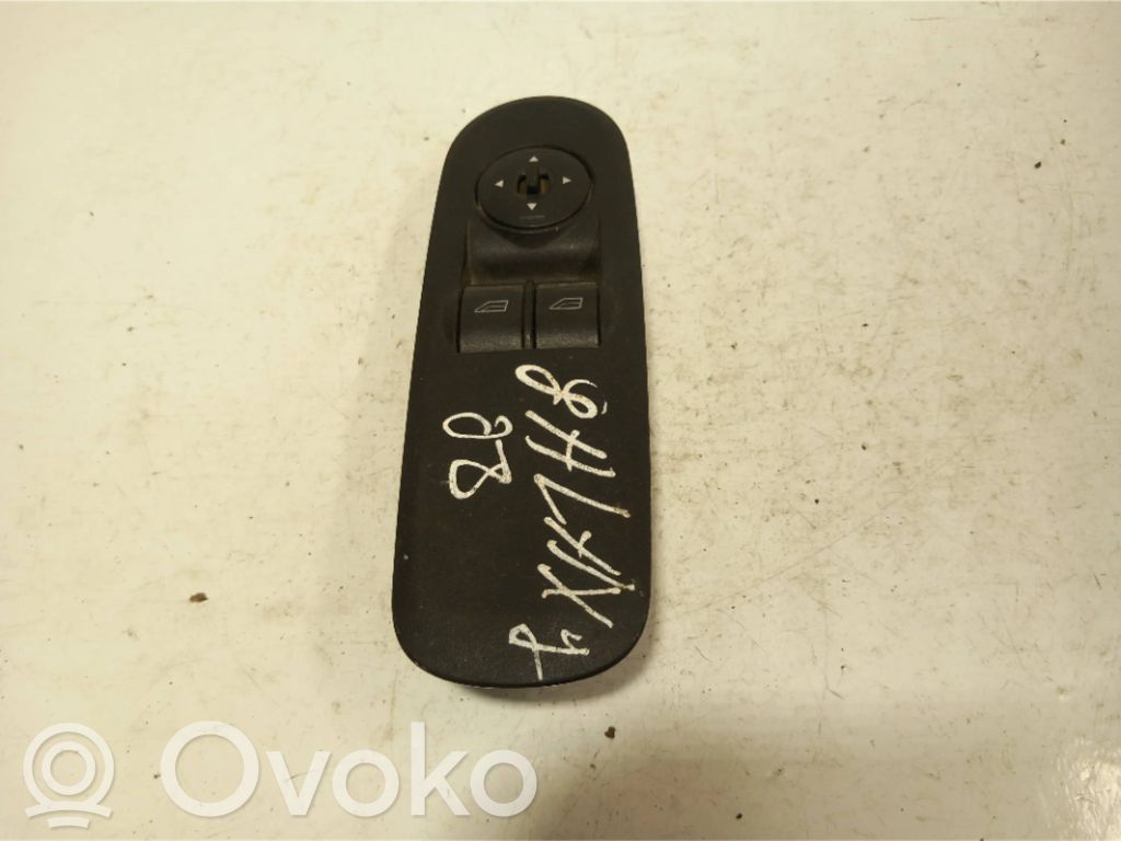 Ford Galaxy Electric window control switch 