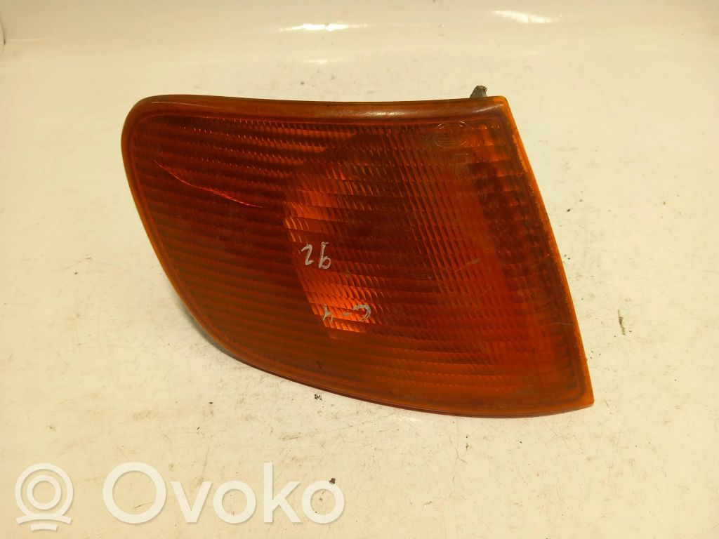 Audi 100 S4 C4 Front indicator light 
