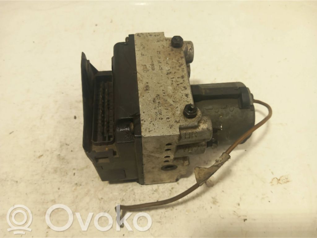 Audi A4 S4 B5 8D ABS-pumppu 