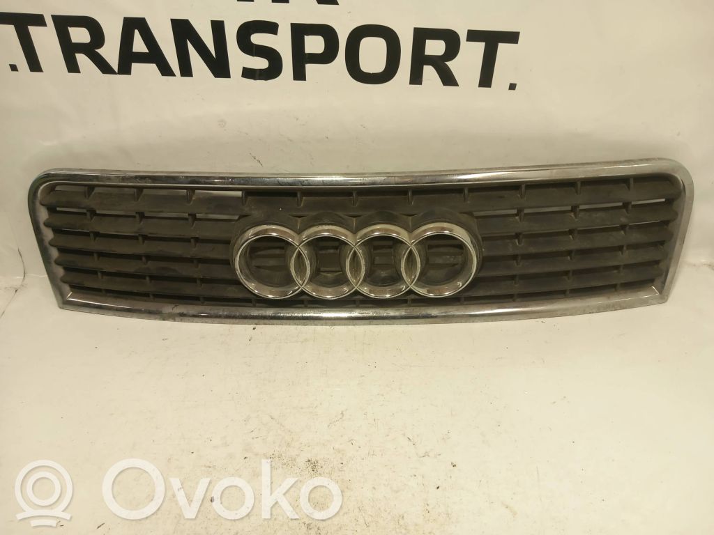 Audi A4 S4 B6 8E 8H Atrapa chłodnicy / Grill 