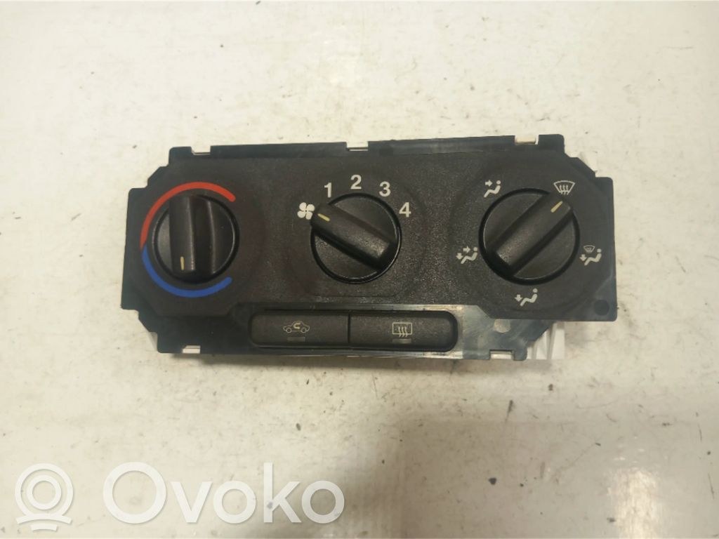 Opel Astra G Panel klimatyzacji 