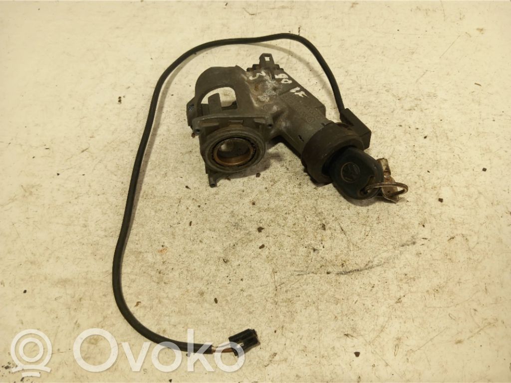 Volkswagen Golf III Ignition lock 