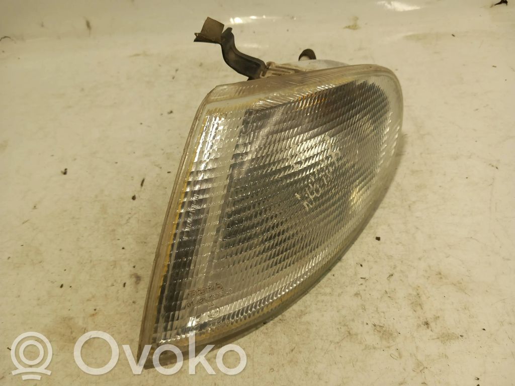 Ford Galaxy Front indicator light 