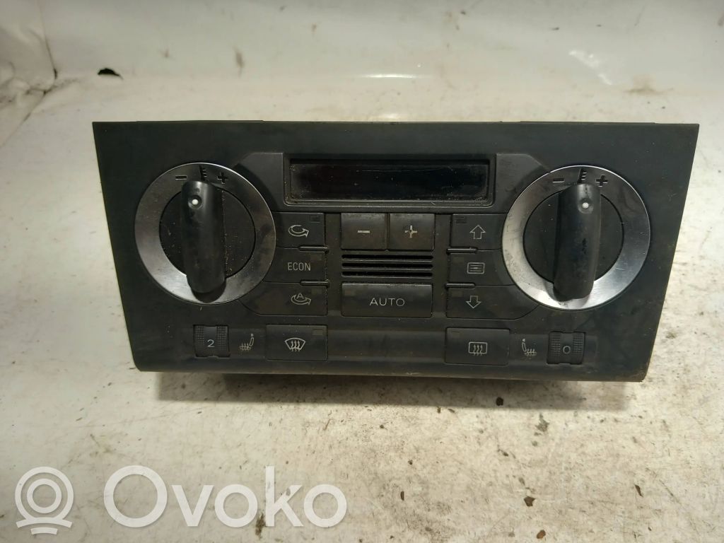 Audi A3 S3 8P Climate control unit 