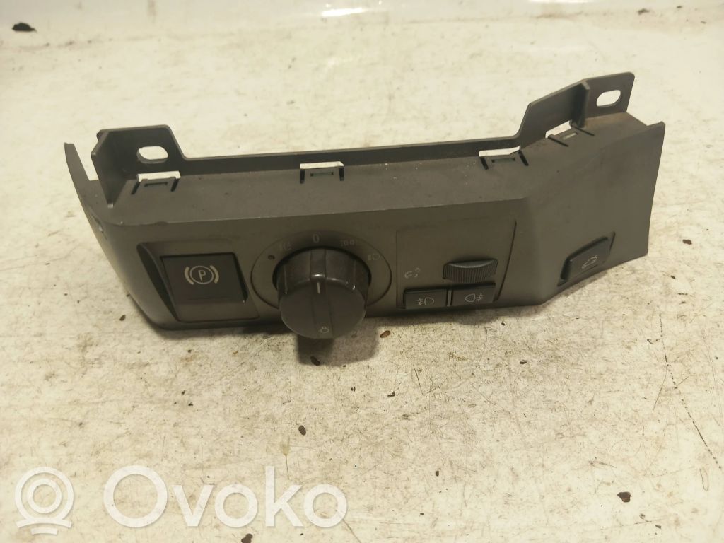 BMW 7 E65 E66 Lukturu slēdzis 