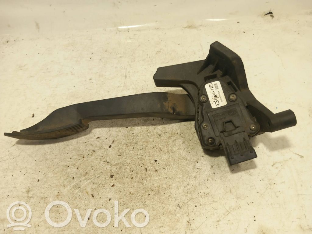 Opel Combo C Akceleratoriaus pedalas 