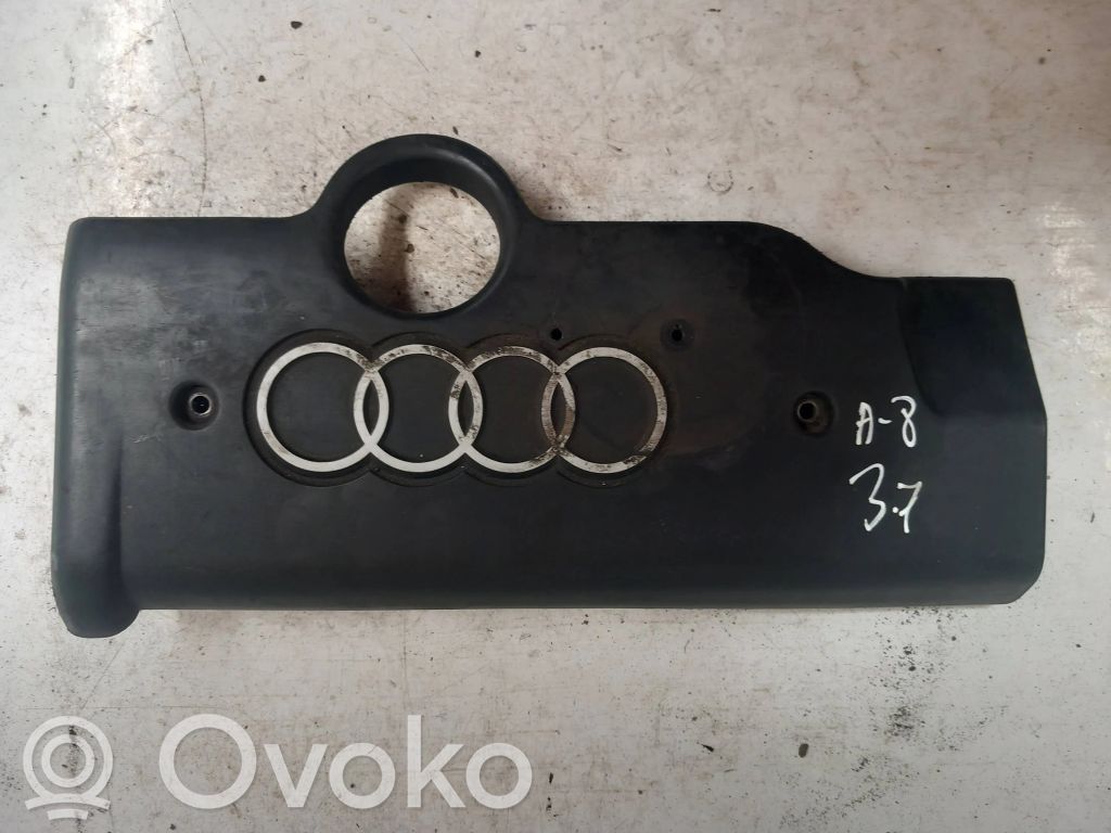 Audi A8 S8 D2 4D Moottorin koppa 