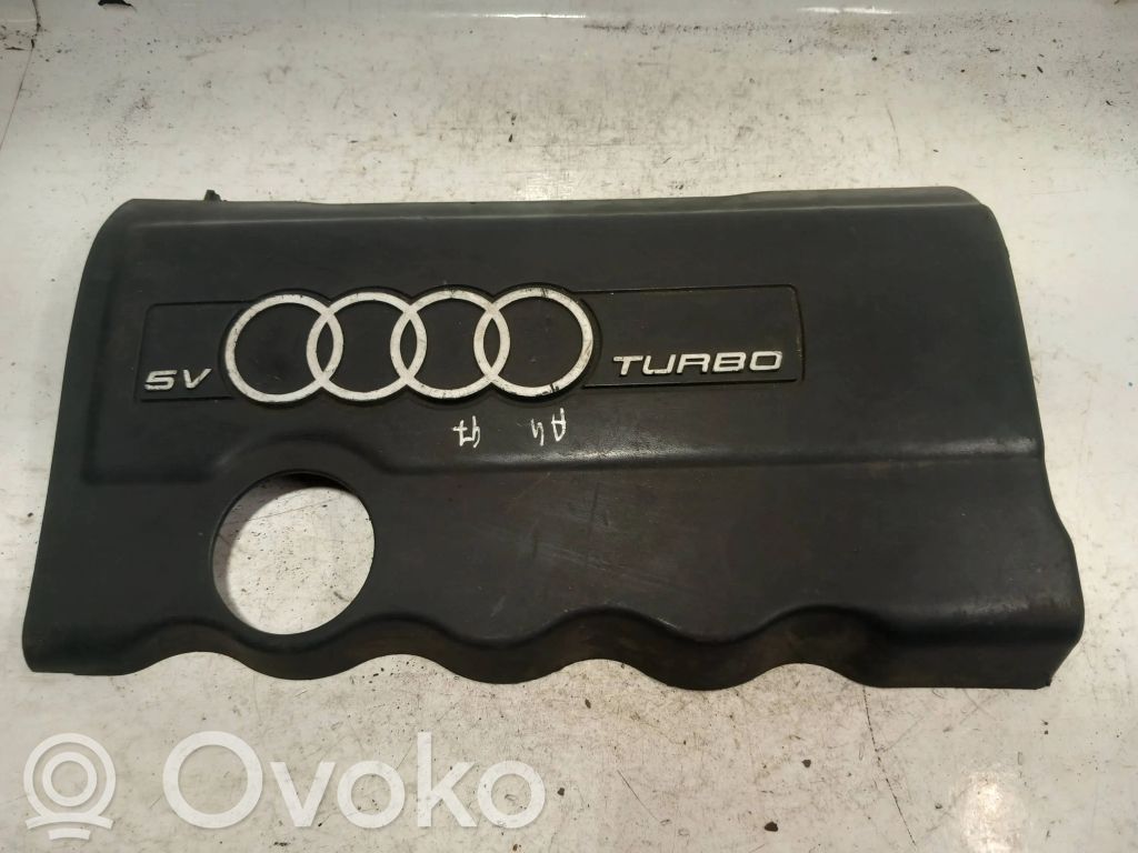 Audi A4 S4 B5 8D Motorabdeckung 