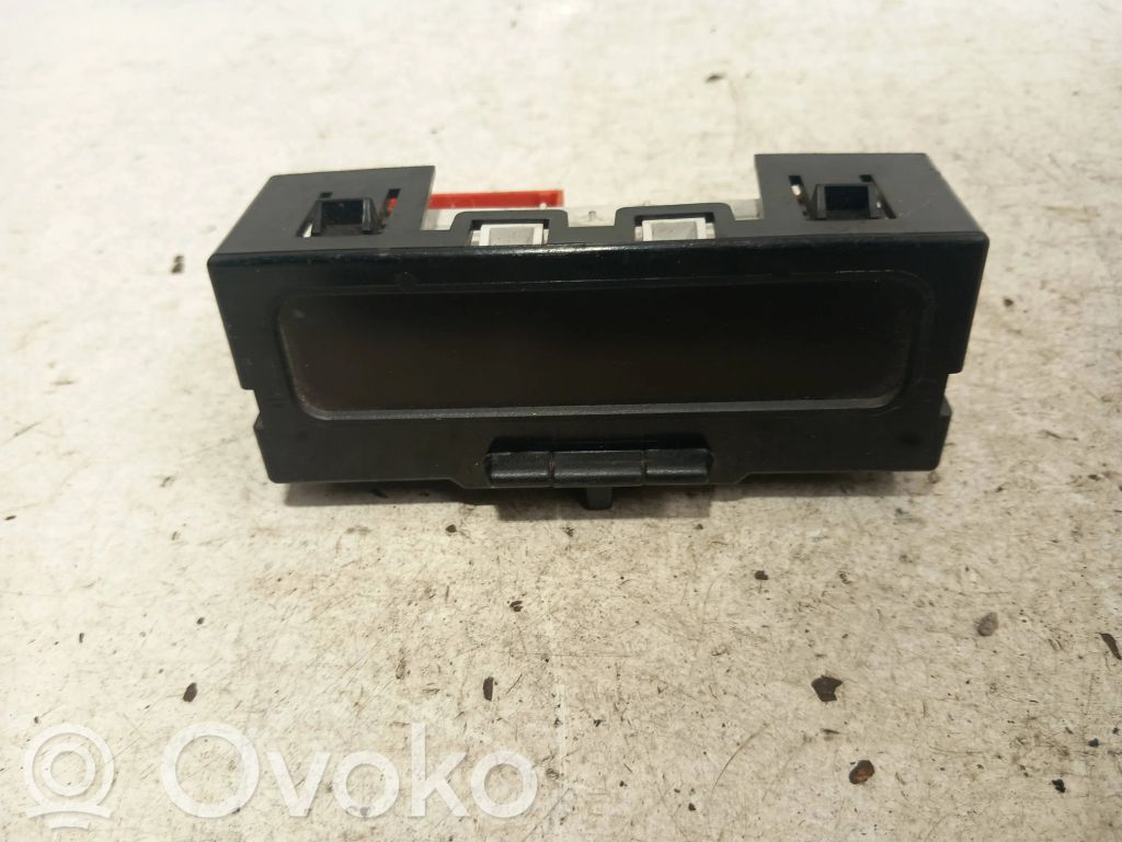 Renault Megane II Monitor / wyświetlacz / ekran 