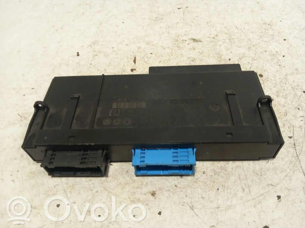 BMW 3 E90 E91 Komforto modulis 