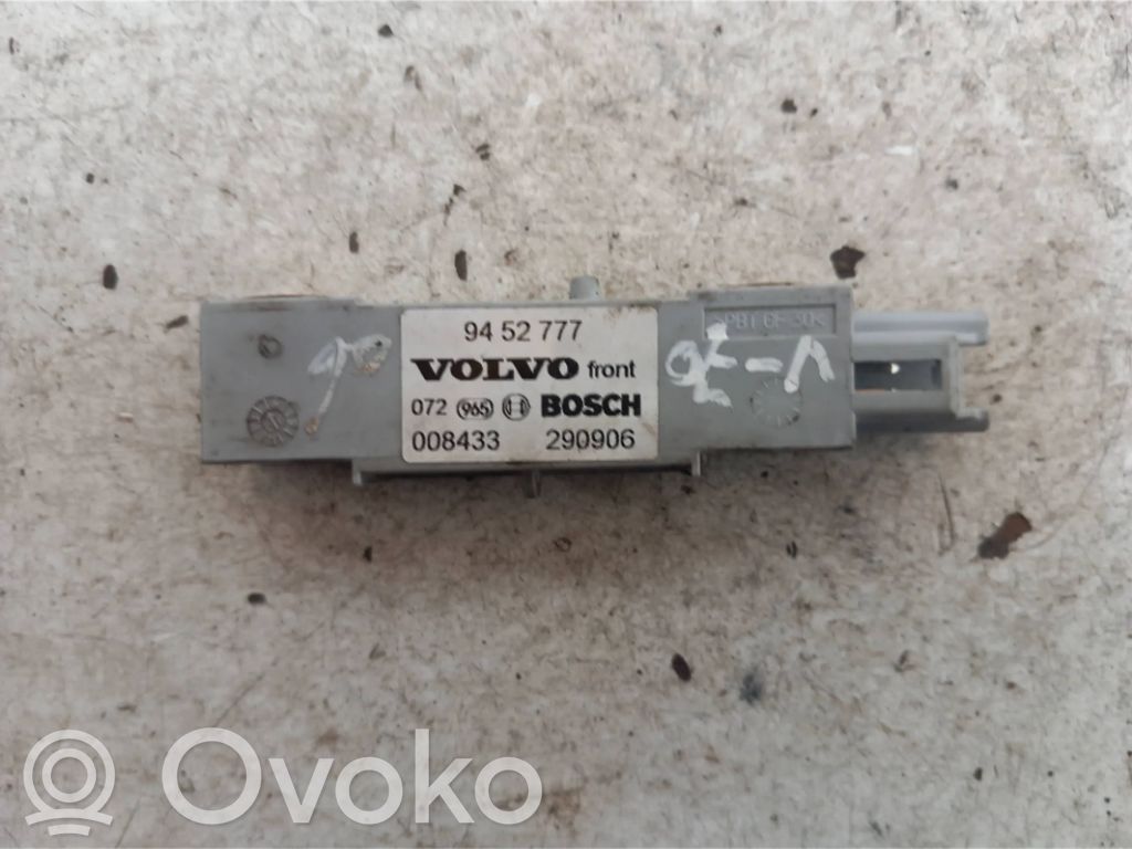 Volvo V70 Датчик удара надувных подушек 