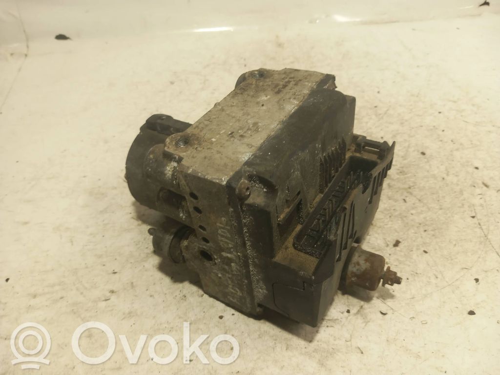 Audi A6 S6 C4 4A ABS-pumppu 