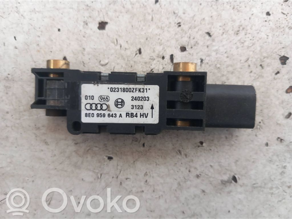 Audi A4 S4 B6 8E 8H Sensore d’urto/d'impatto apertura airbag 