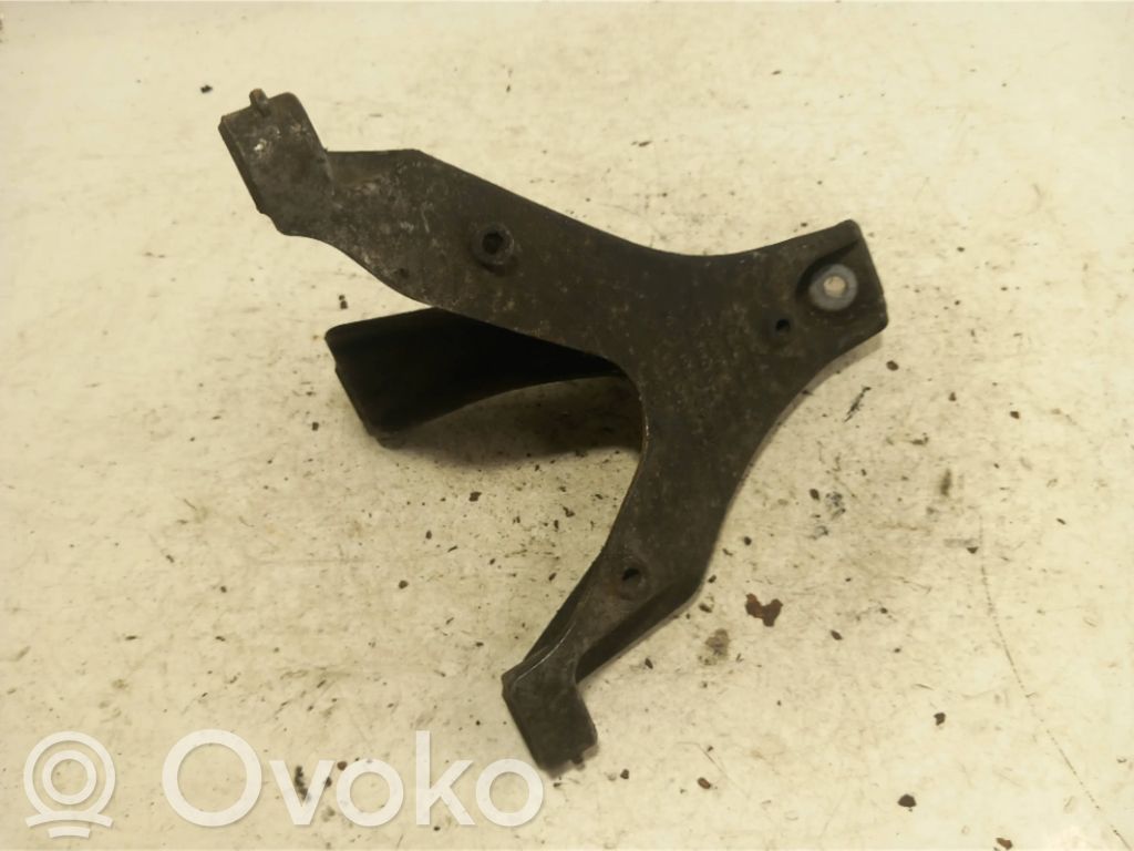 Audi A4 S4 B7 8E 8H Engine mounting bracket 