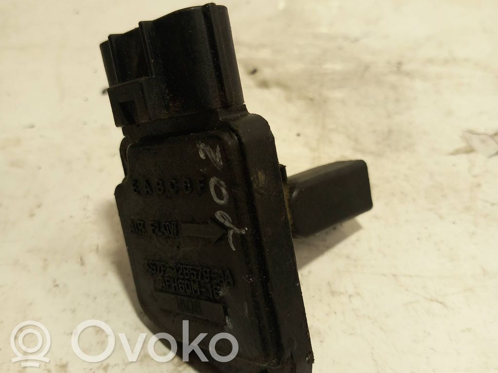 Ford Mondeo Mk III Przepływomierz masowy powietrza MAF 