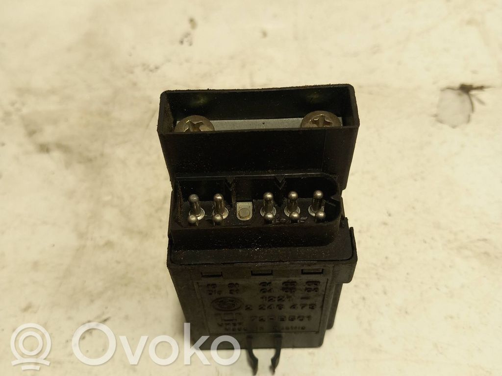 BMW 5 E39 Kvēlsveču relejs 
