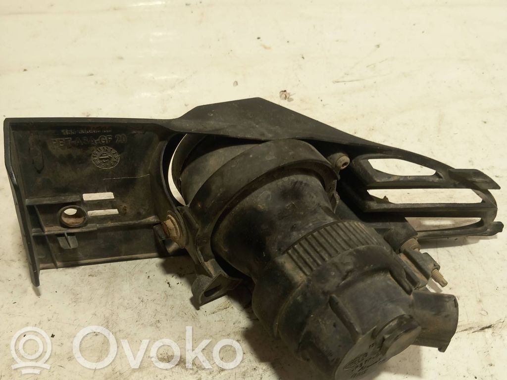 BMW 7 E65 E66 Etusumuvalo 