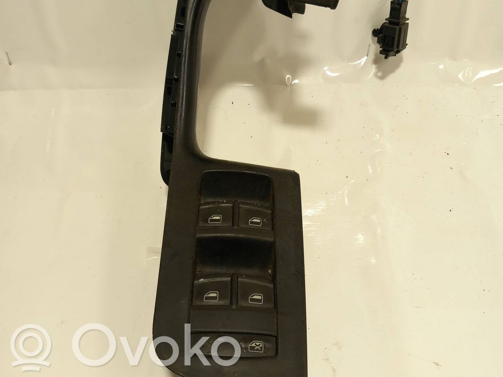 Audi A6 S6 C6 4F Klamka wewnętrzna drzwi przednich 