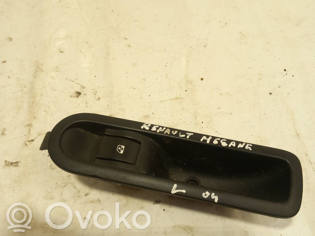 Renault Megane II Przyciski szyb 