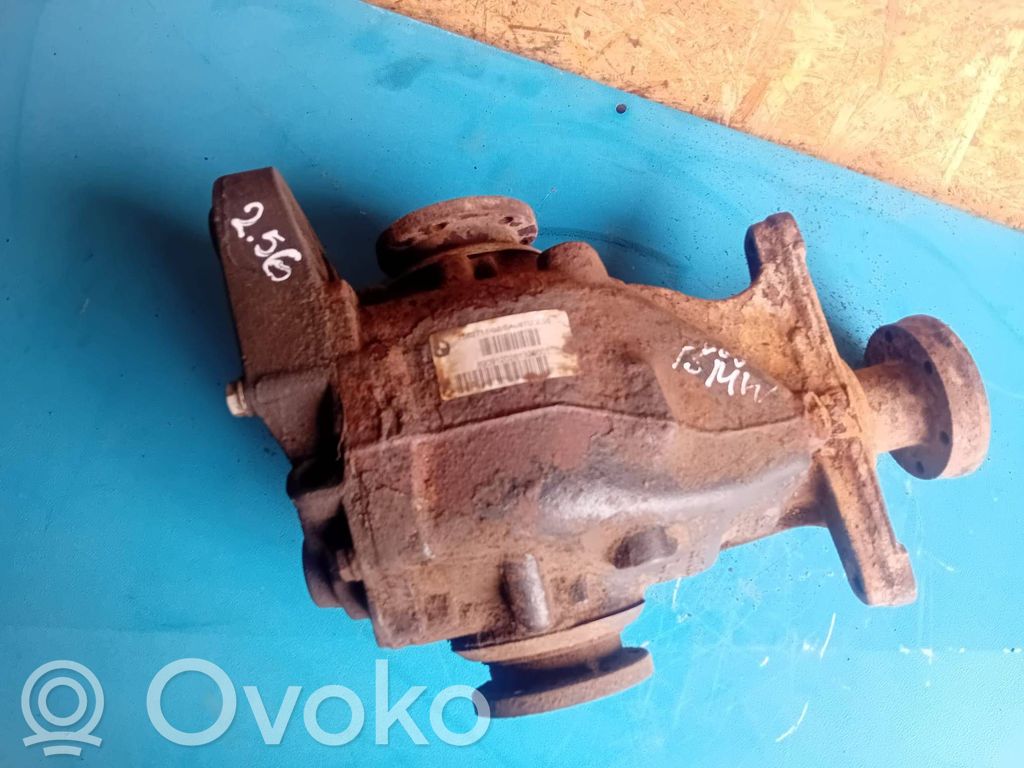 Rear differential   7562711,EA081U256,8909120261320001