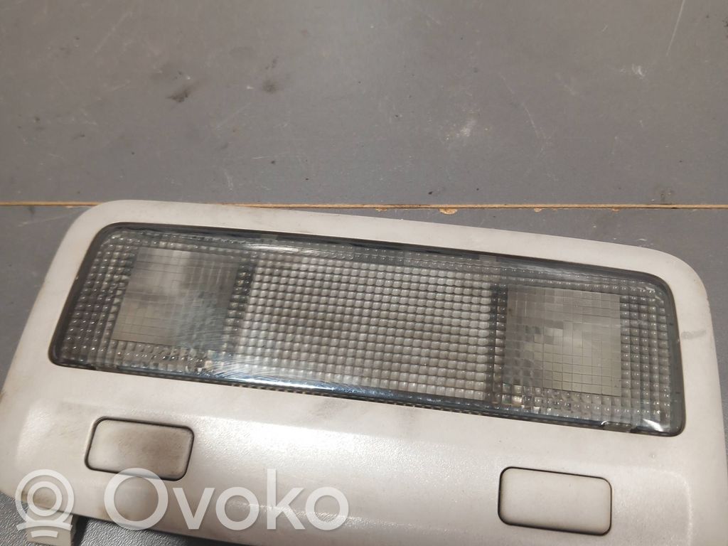 Toyota Avensis T250 Lampka podsufitki tylna 