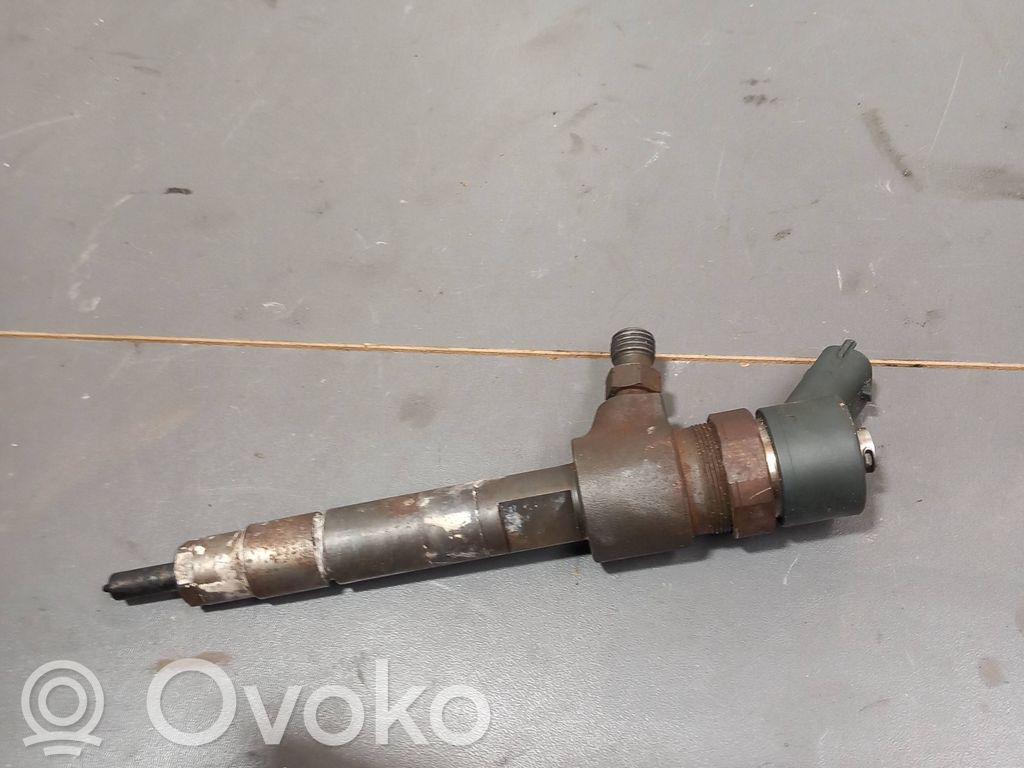Inyector de combustible   0445110276