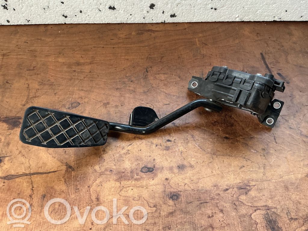 Audi A4 S4 B7 8E 8H Pedal del acelerador 