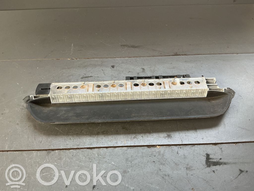 BMW 3 E46 Third/center stoplight 