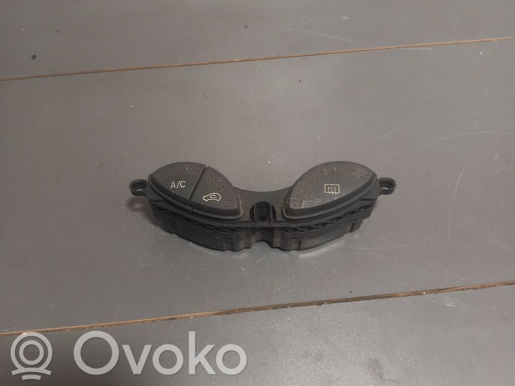 Ford Focus Interruptor de la calefacción de la luna/parabrisas 