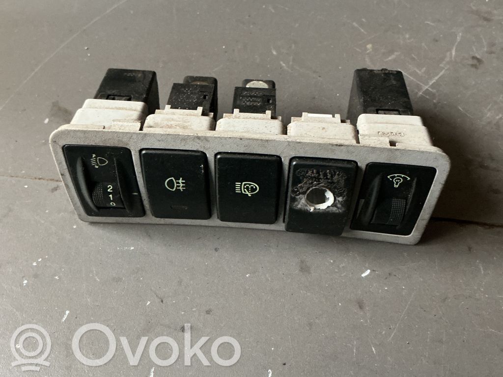 Hyundai Sonata Headlight level height control switch 