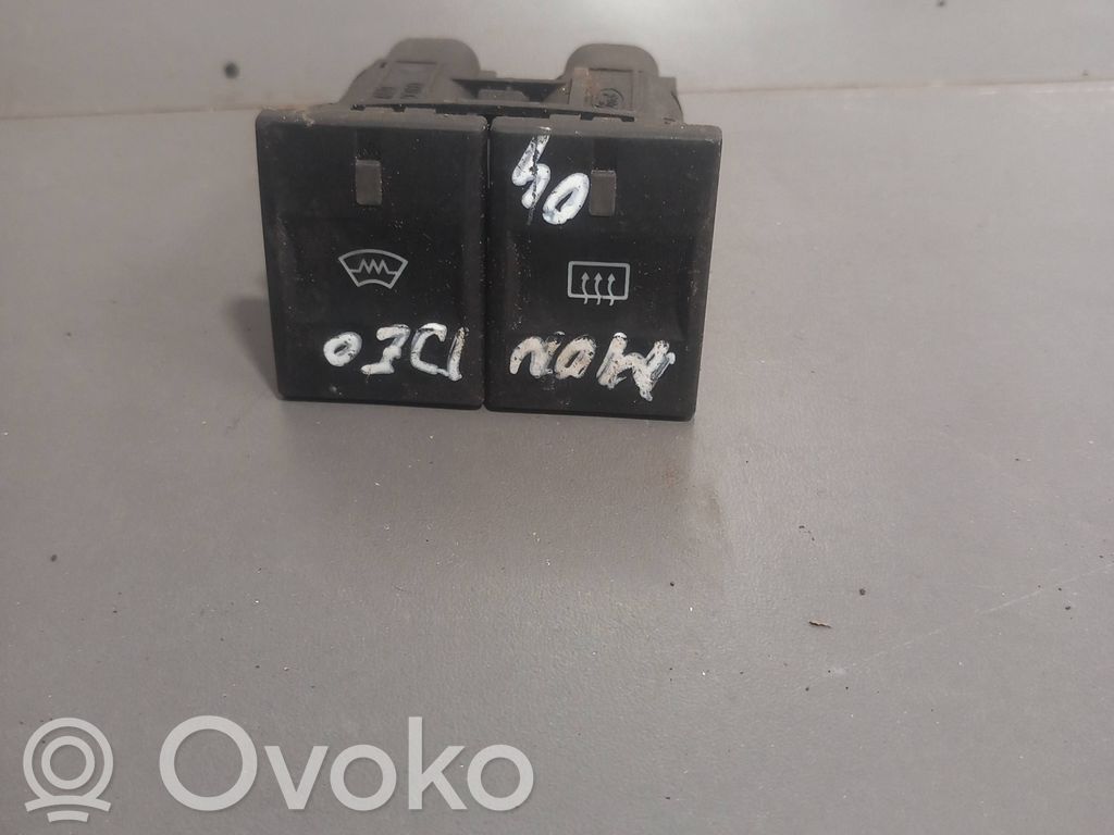 Schalter Sitzheizung   D3LOA