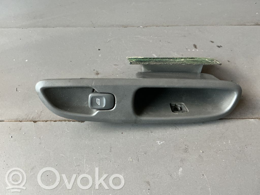 Electric window control switch   9193301