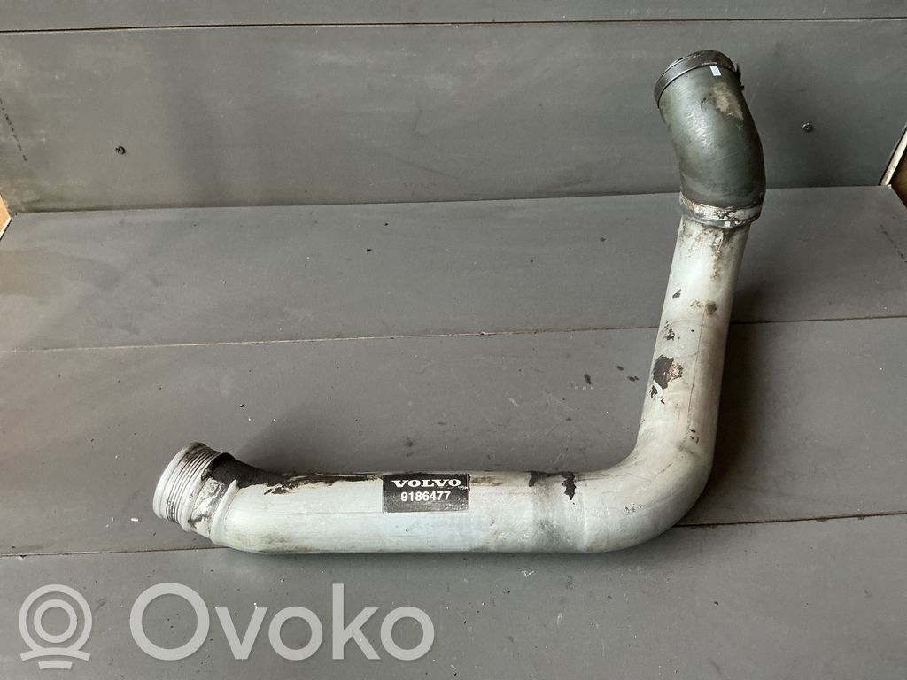 Volvo V70 Intercooler hose/pipe 