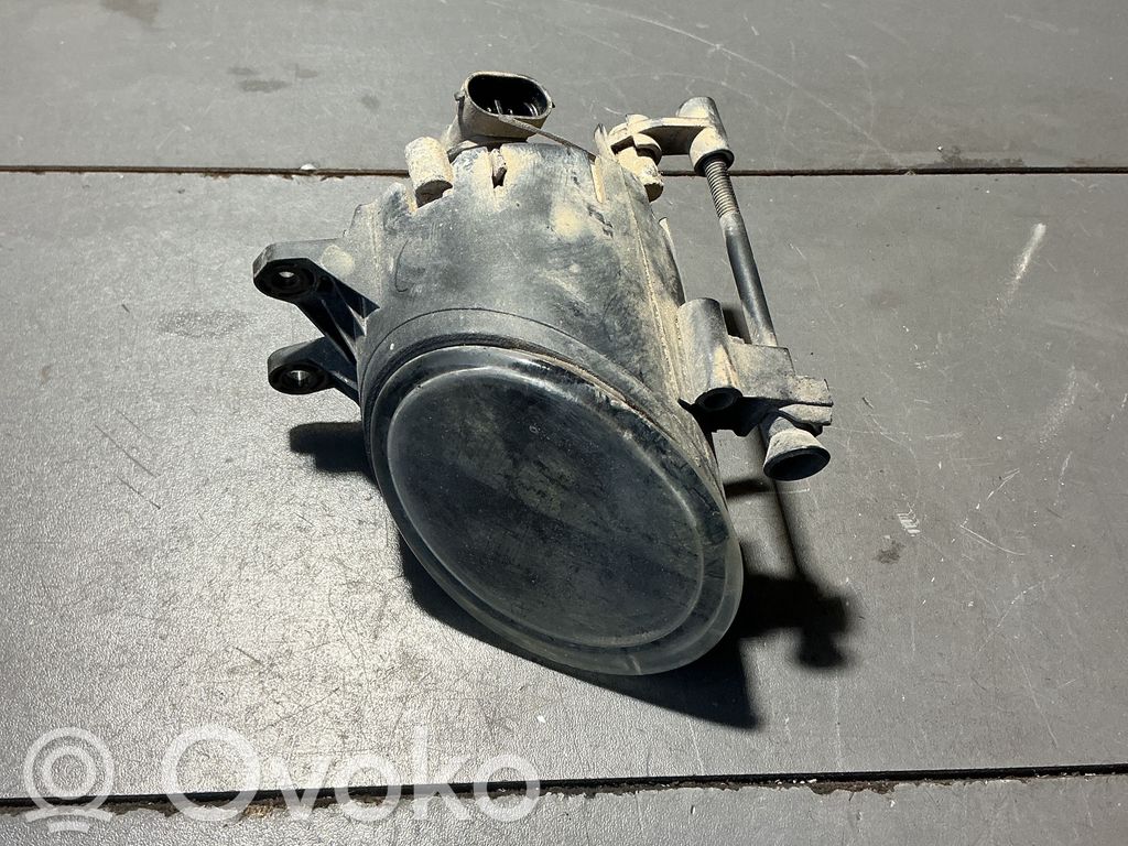 Audi A4 S4 B6 8E 8H Światło przeciwmgłowe przednie 