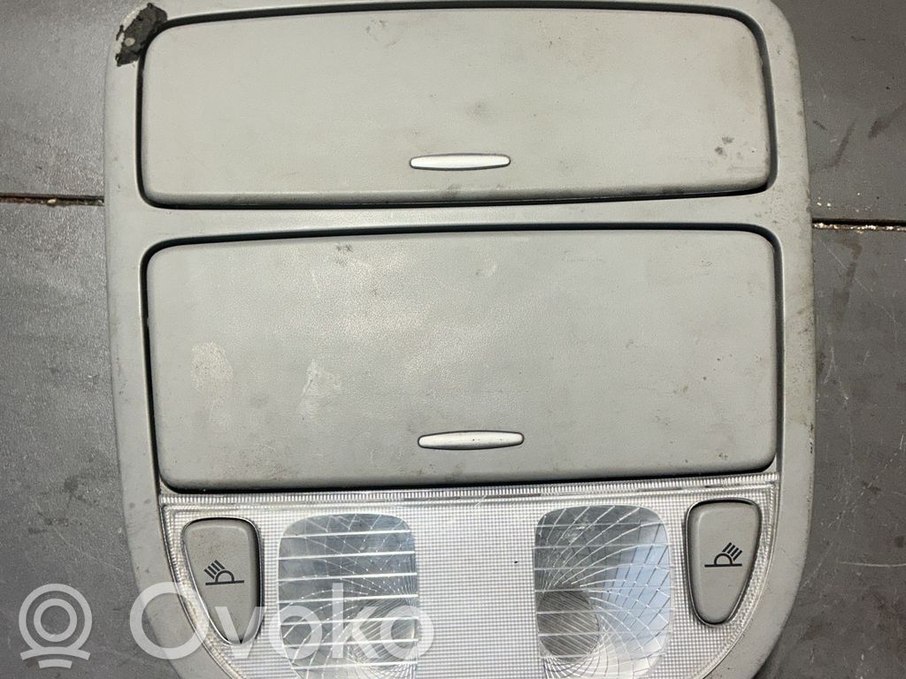 Hyundai Santa Fe Światło fotela przedniego 
