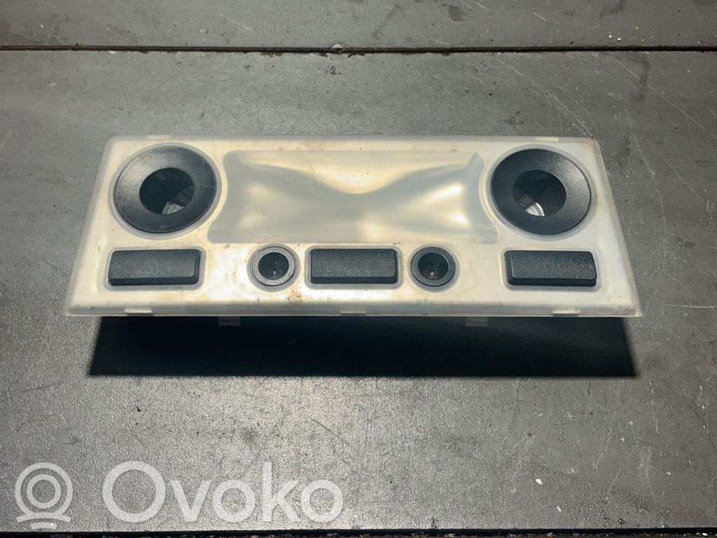 BMW 5 E60 E61 Etuistuimen valo 