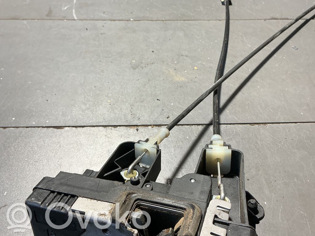 Opel Vectra C Cerradura de puerta trasera 