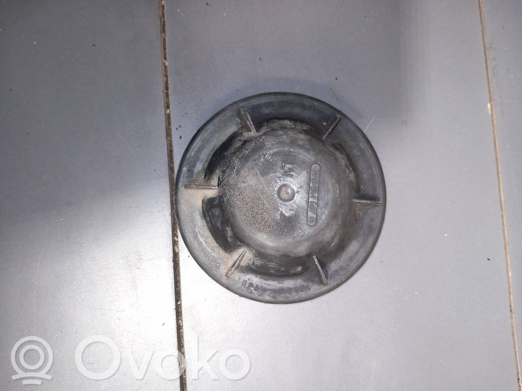 Volkswagen Touran I Osłona żarówki lampy przedniej 