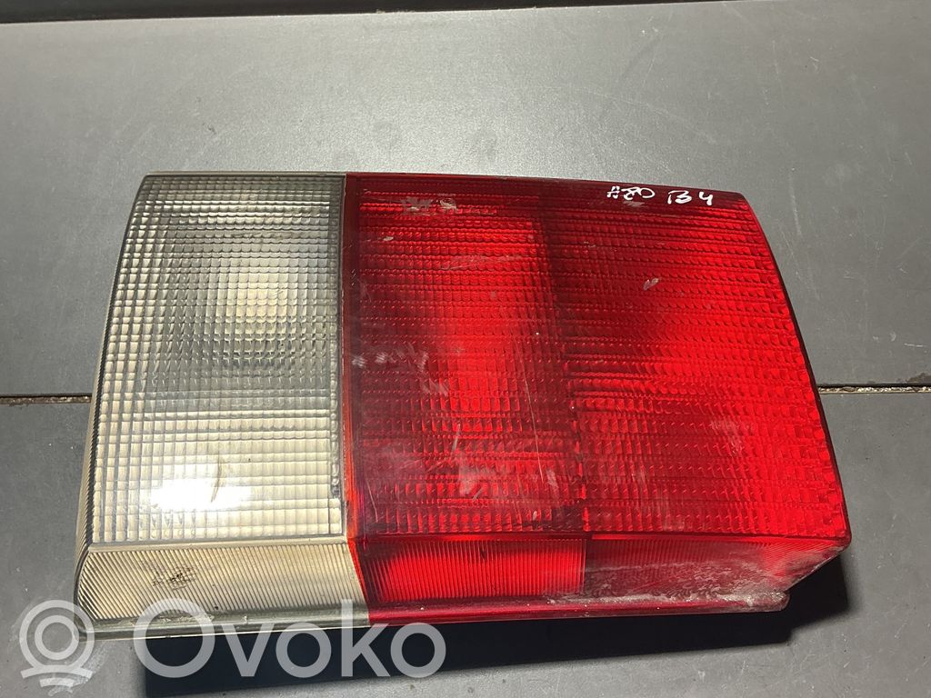 Audi 80 90 S2 B4 Takaluukun takavalot 
