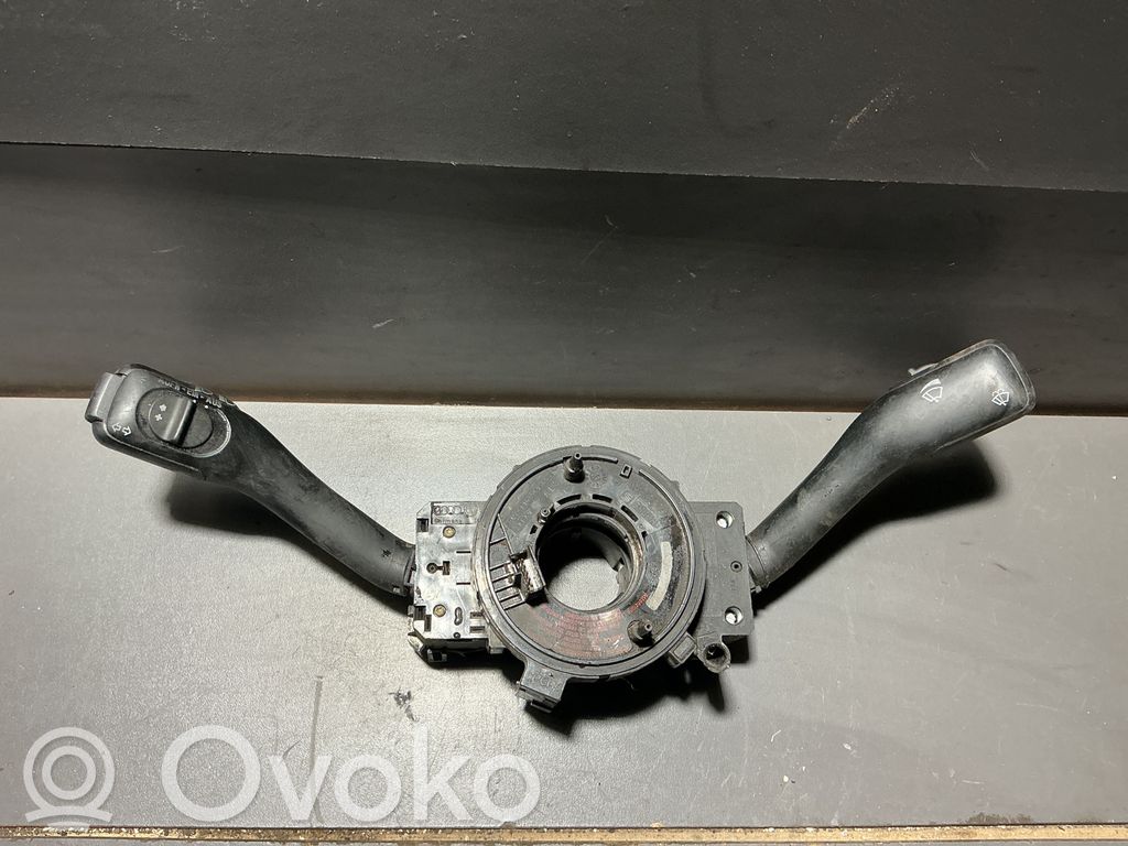 Audi A6 S6 C5 4B Wiper turn signal indicator stalk/switch 